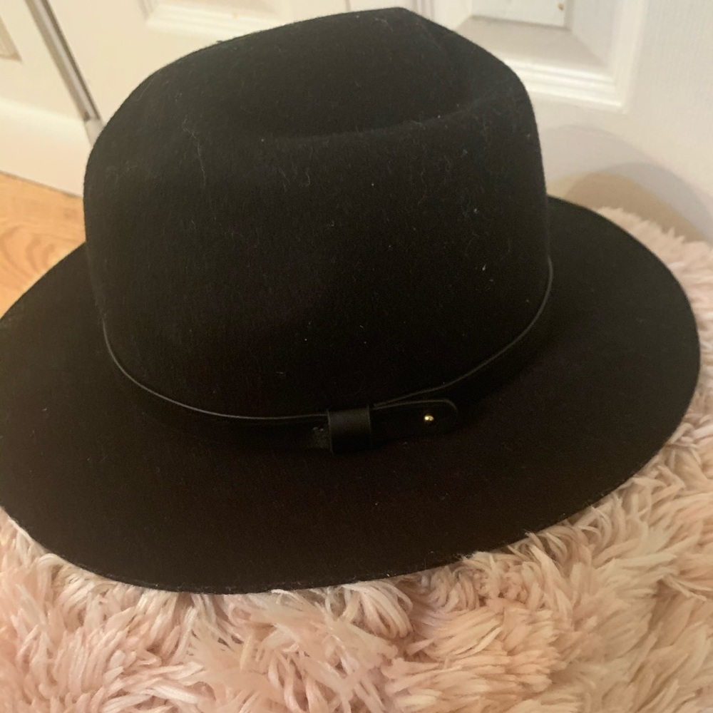 Black H&M hat - Picture 1 of 4